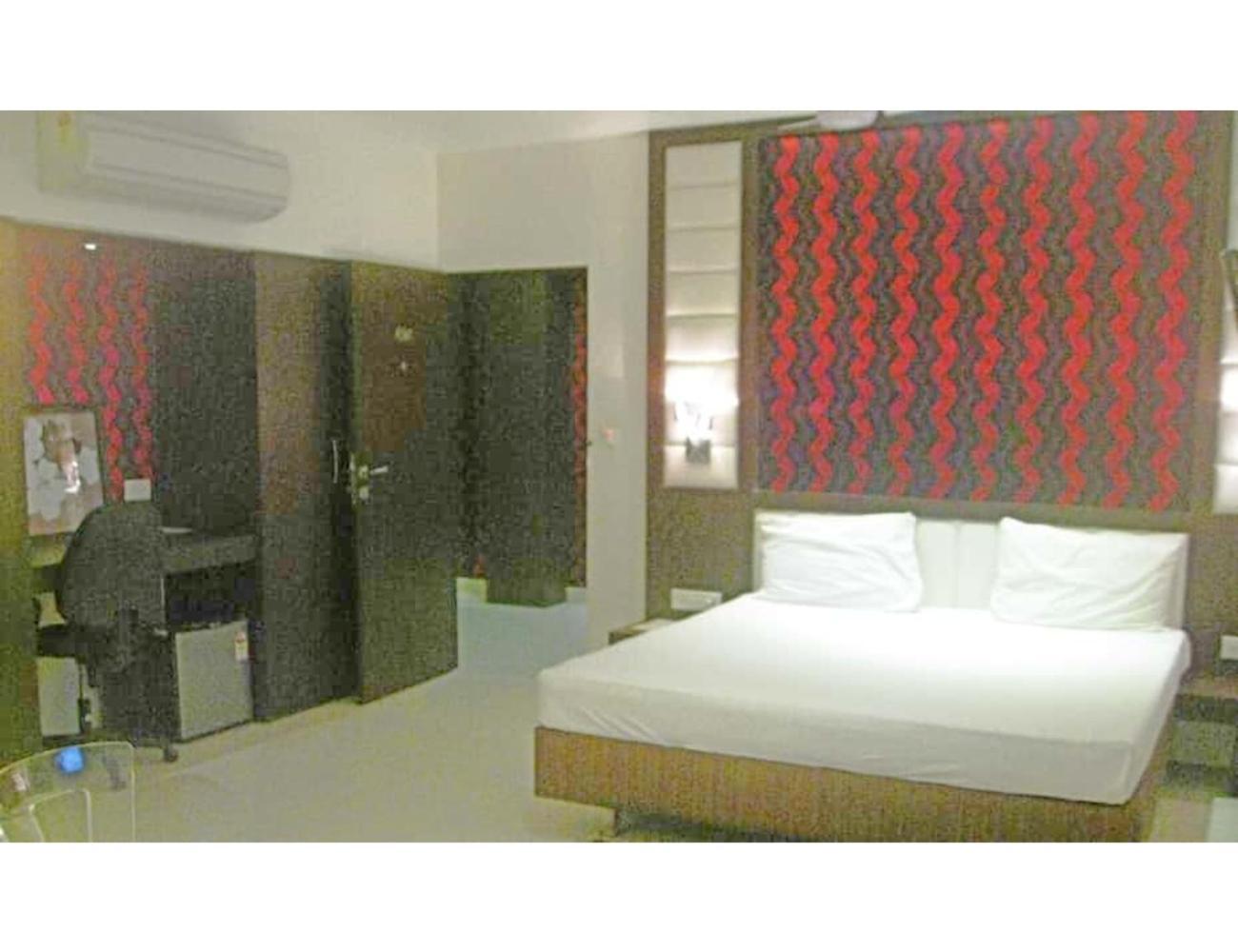 Hotel D Grand, Bareilly Exterior photo